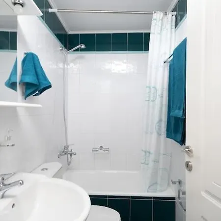 Delphian Colors - Edition By Filos Inc Appartamento